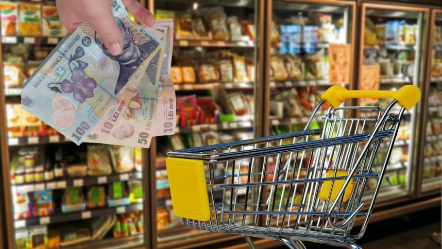 Plafonarea adaosului comercial la alimentele de bază va fi prelungită. Până când putem lua mâncare mai ieftină