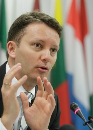 Siegfried Mureșan spune că este nevoie de un guvern cu prerogative depline pentru ca programul SAFE să fie implementat Va trebui prin OUG să ratifice acordul de împrumut