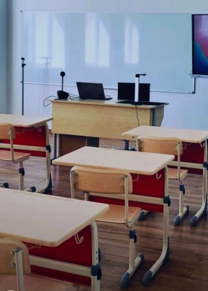 Anul școlar în pericol Profesorii iau în calcul să nu înceapă școala în septembrie