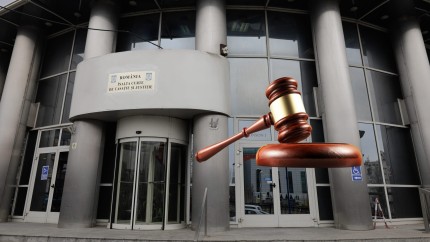 Magistrații intervin pe Legea Salarizării. Curtea Supremă amenință că va sesiza CCR