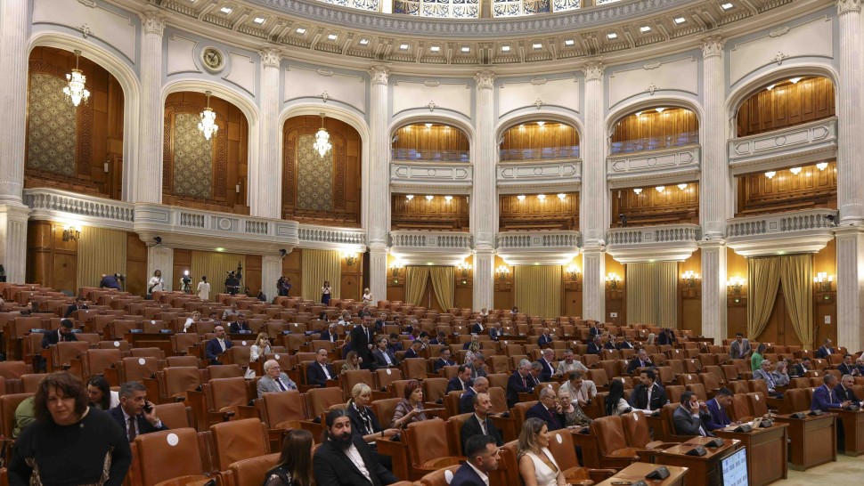 Sesiune extraordinară la Camera Deputaților săptămâna aceasta Legea ANI redepusă în Parlament pe listă