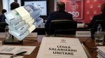 Legea Salarizării va fi depusă miercuri în Parlament. PNL solicită organizarea unei sesiuni extraordinare