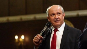 Prim-ministrul Republicii Moldova Alexandru Munteanu și-a anunțat demisia. UPDATE Maia Sandu primele declarații A avut mână liberă să conducă Guvernul VIDEO