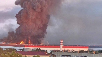 Peste 400 de drone lansate de Ucraina către Moscova Rusia a atacat din nou porturi ucrainene din Odesa VIDEO