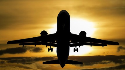 Obiectul banal care ți-ar putea crea probleme în aeroport. Ce nu trebuie să iei în bagaj când călătorești cu avionul