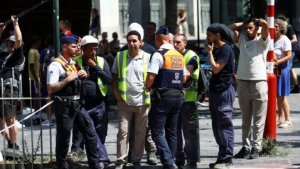 Un român a murit și altul a fost rănit în incendiul produs la o clădire din Bruxelles. MAE a confirmat că victimele au fost găsite într-un lift VIDEO
