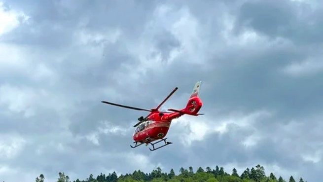 Mobilizare masivă de forțe în Munții Bucegi. Patru alpiniști s-au prăbușit în gol o persoană a murit UPDATE