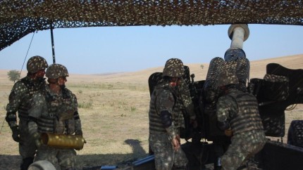 Comandatul unității militare Murfatlar retras de la comandă după ce deconta produse personale la contabilitatea unității. Radu Miruţă Punea militarii să îi zugrăvească apartamentul VIDEO