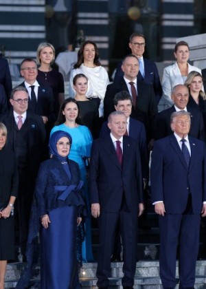Nicuşor Dan va sublinia la Summitul NATO necesitatea consolidării apărării aeriene şi maritime