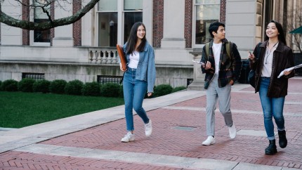 Admitere la facultate 2026 fără examen. Universitățile din România unde intri cu media de la Bacalaureat