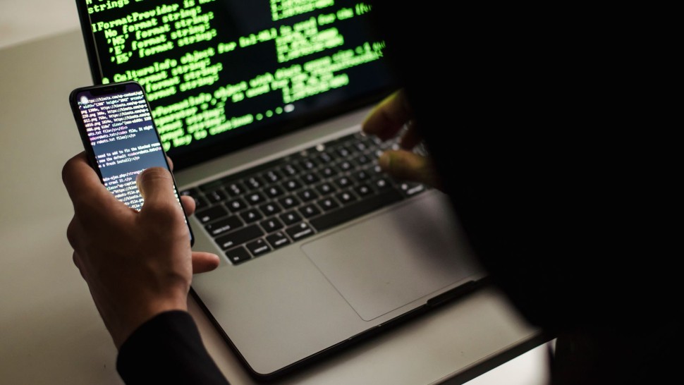 Datele statului român vândute de hackeri. Cadastrul României e blocat de trei zile