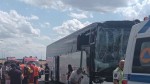 Un autocar și un TIR s-au ciocnit pe DN 21. Plan Roşu de intervenţie 12 pasageri inclusiv copii primesc îngrijiri medicale