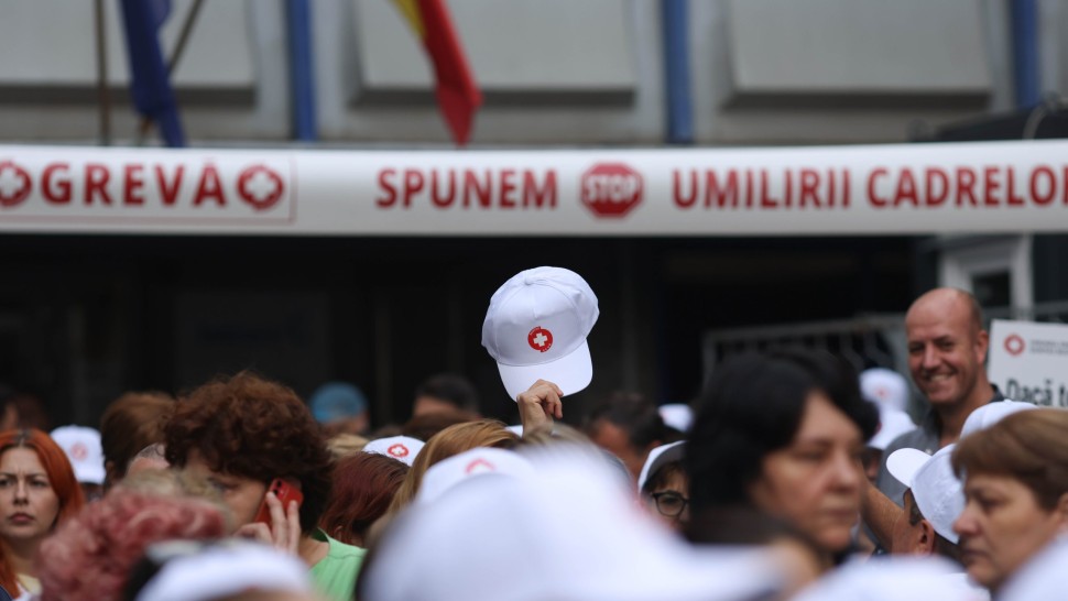 A doua zi de grevă generală pe termen nelimitat a angajaților din sistemul sanitar Sanitas Revendicările noastre sunt juste și vocea noastră trebuie să se facă auzită