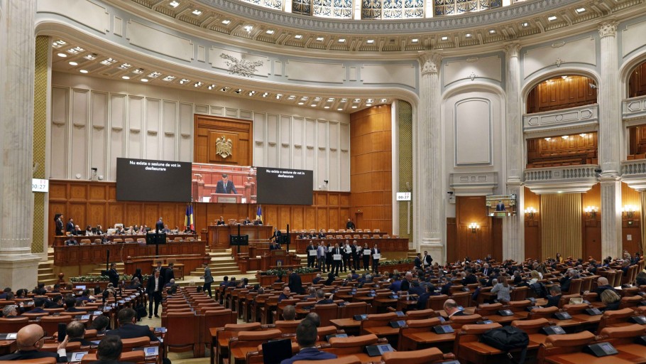 Senatul și Camera Deputaților dau startul unei noi sesiuni parlamentare. Prioritățile aleșilor încă din prima zi de lucru