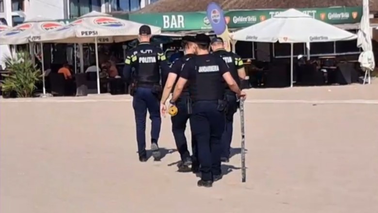 Alertă pe litoral. Fragment de dronă descoperit în Eforie Nord. Obiectul a fost scos din mare de un turist