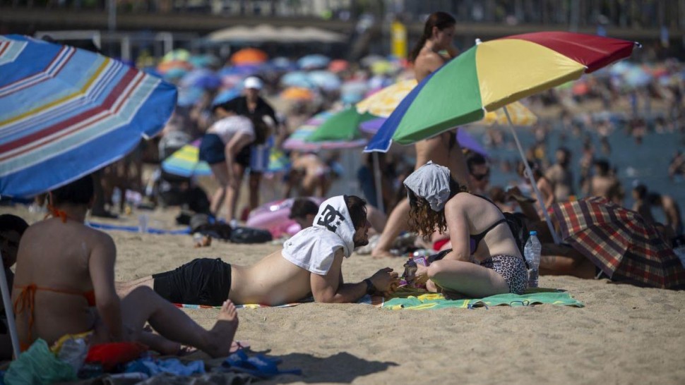 Bacterie în apa din Marea Neagră. Există riscul de infecții grave