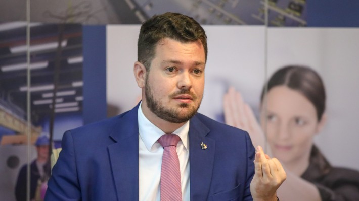 Directorul general al Nuclearelectrica Cosmin Ghiţă și-a dat demisia Guvern anunță că va urma o selecţie pentru un nou titular după preaviz
