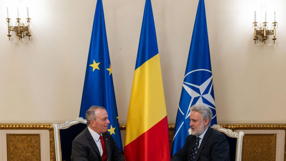 Marius Lazurca întâlnire cu ambasadorul SUA la NATO. Discuții privind securitatea la Marea Neagră și revizuirea posturii SUA