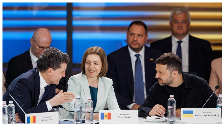 Nicuşor Dan vizită în Republica Moldova cu prilejul Zilei Independenţei. Primit de Maia Sandu asistă la parada militară şi la reuniunea trilaterală cu preşedintele R. Moldova şi Zelenski