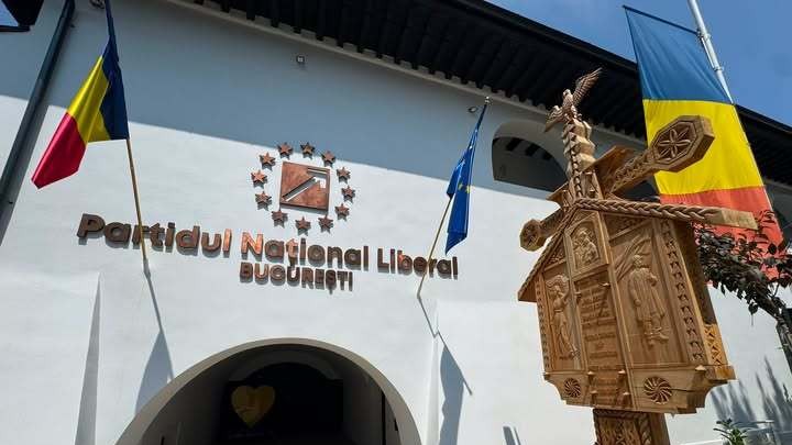 Conducerea PNL a validat noi preşedinţi interimari la filialele PNL din Capitală. Le ce sectoare au ajuns șefi Oana Gheorghiu și Dragoş Pîslaru
