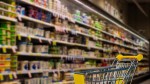 Supermarketurile iau primele măsuri de reducere a consumului de energie. Mai puțină lumină și aer condiționat