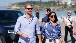 Regele Charles își iartă fiul rătăcitor. Decizia privind rolul lui Harry și Meghan în familia regală