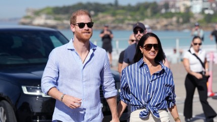 Regele Charles își iartă fiul rătăcitor. Decizia privind rolul lui Harry și Meghan în familia regală