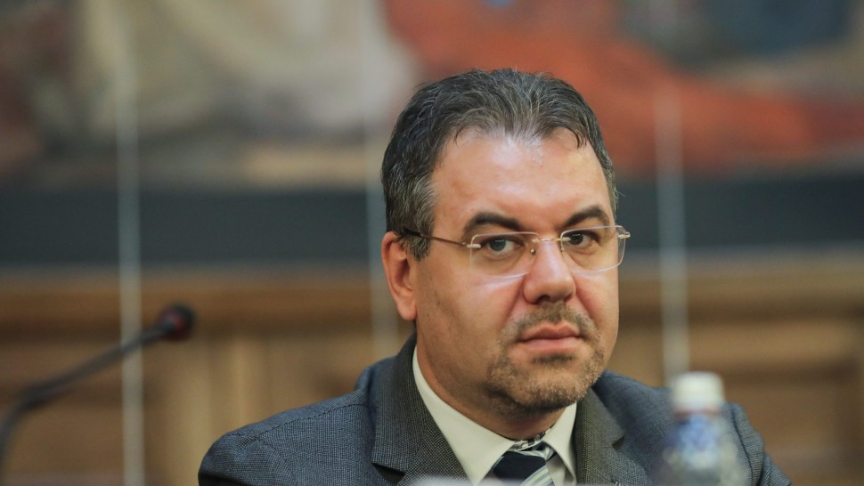 Cine este Leonardo Badea posibila propunere surpriză pentru funcția de premier Prim-viceguvernatorul BNR ar putea conduce Guvernul