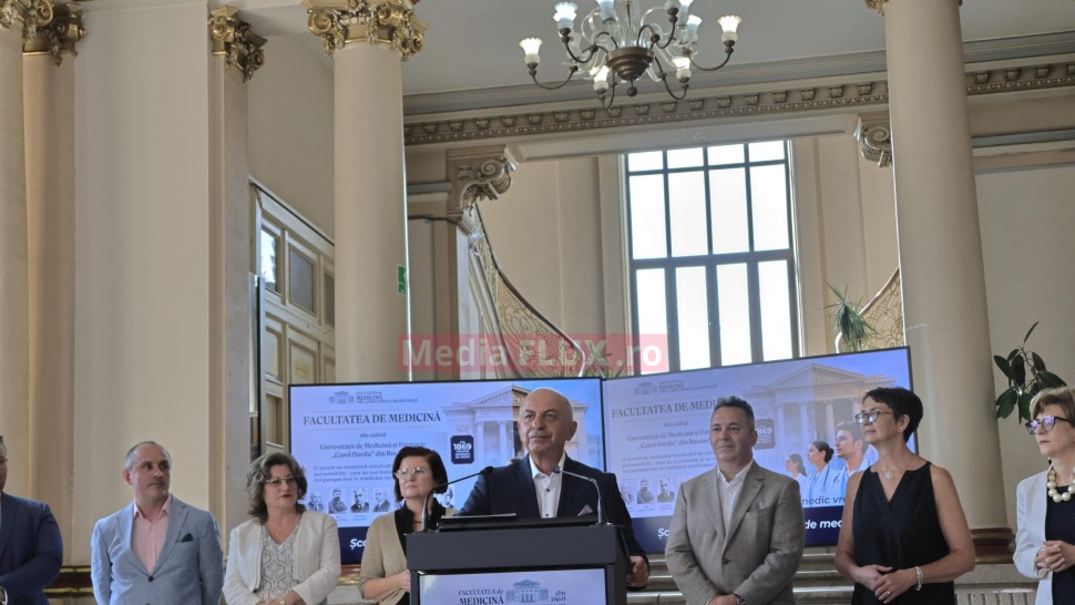 Exclusiv Prof. univ. dr. Cătălin Cîrstoiu decanul Facultății de Medicină despre viitorul medicinei cu AI Nu cred că vom ajunge vreodată să ne tratăm cu inteligența artificială vom avea nevoie de medici | Video
