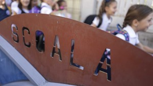 Sună clopoțelul pentru anul școlar 2026 8211 2027. Update Festivitate la Școala gimnazială Gheorghe Corneliu din Domneșți VIDEO