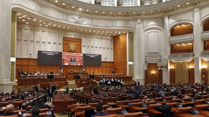 Reducerea numărului de parlamentari la 300. Parlamentul începe oficial analizarea proiectelor