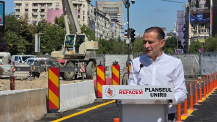 Restricțiile de circulație din Piața Unirii ridicate. Daniel Băluță Lucrările la noul Planșeu Unirii vor continua în interiorul șantierului fără să afecteze traficul