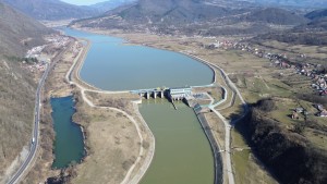 Cinci hidrocentrale vor fi finalizate pe râul Olt. Proiectul a început încă din 1989
