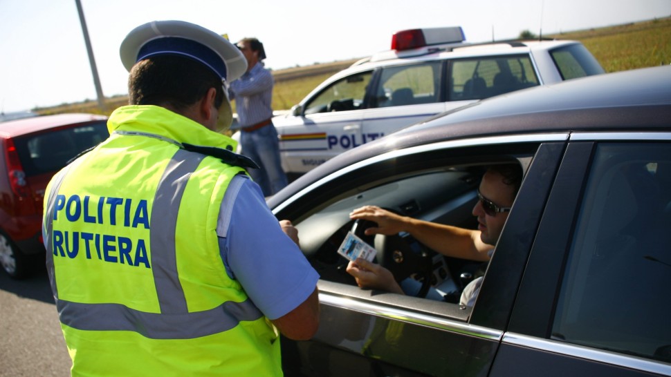 Șoferii vor fi întrebați de unde vin și unde merg. Polițiștii vor să afle și scopul călătoriei