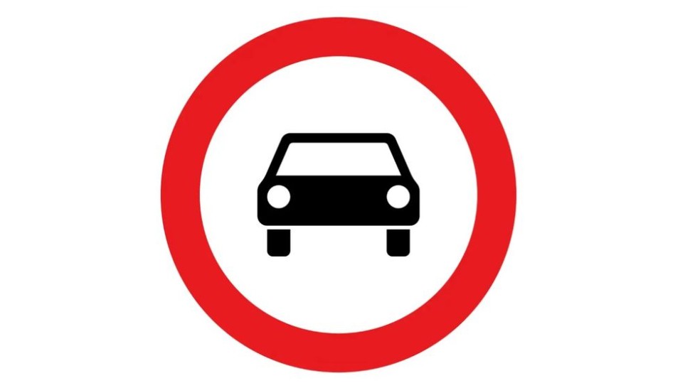 Ce înseamnă de fapt acest semn rutier. Mulți șoferi nu știu ce să facă atunci când îl văd în trafic