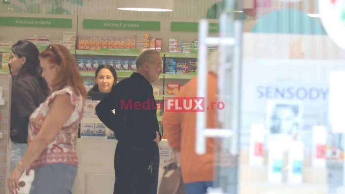 Gigi Becali, prins pe interzis! Latifundiarul a parcat bolidul de lux fix sub semnul de circulație pentru o vizită la farmacie