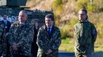 Nicuşor Dan vizită baza militară Lapland Air Wing Avem multe de învăţat unii de la alţii în ceea ce priveşte pregătirea piloţilor infrastructura bazelor producţia industrială