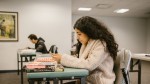 România introduce testele PISA pentru adulți. Câți bani primesc cei care participă