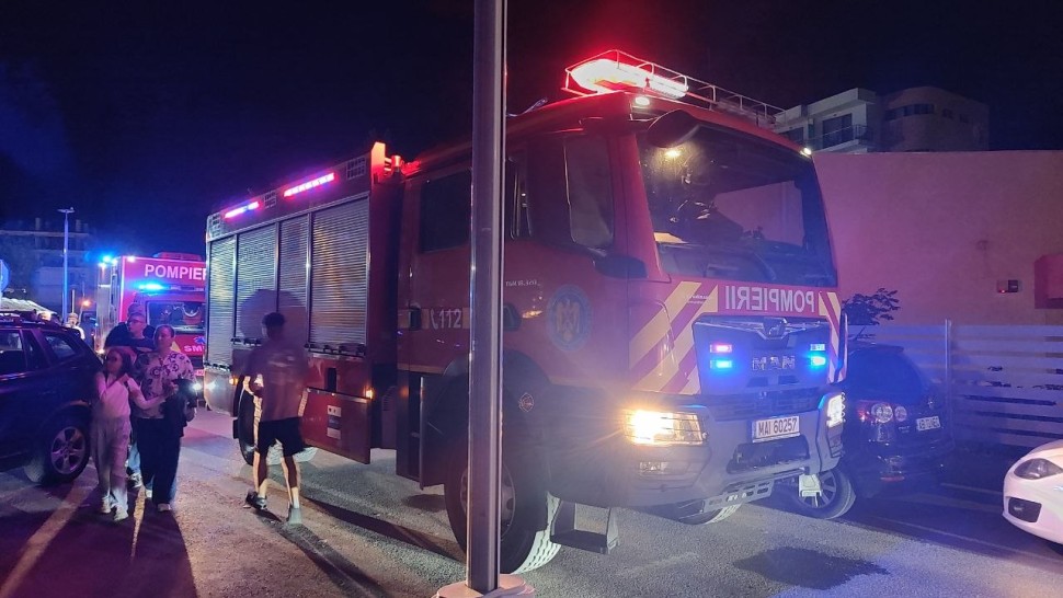 Plan Roșu de Intervenție activat la Saturn. Zeci de persoane dintr-un hotel acuză stări de rău