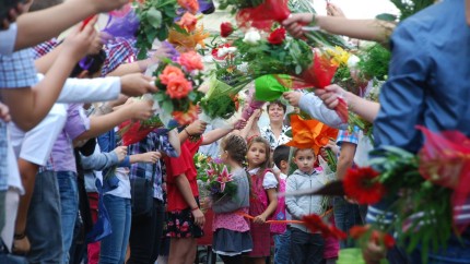 Sfatul psihologilor pentru părinți înaintea primei zile de școală. Cum gestionează temerile celor mici