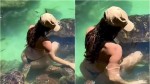 Ce a pățit o influenceriță după ce a fost mușcată de o țestoasă marină în vacanța din Zanzibar