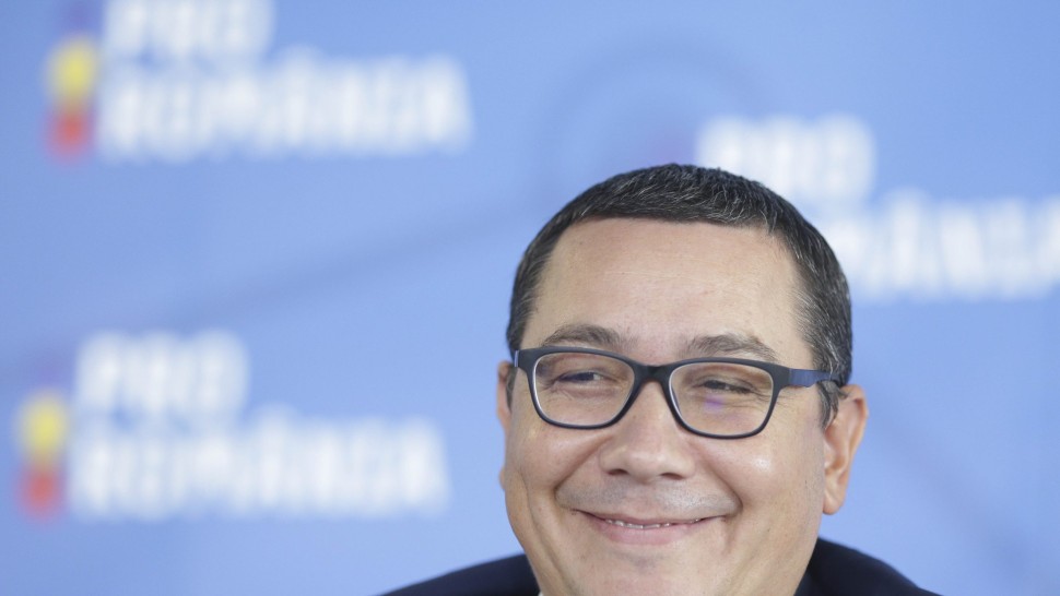 Grupul parlamentar Uniţi pentru România îl propune pe Victor Ponta premier. Ponta Apreciem că este necesară de urgență o relansare economică financiară a României