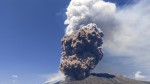Atenționare MAE după o nouă erupție a vulcanului Etna. Aeroportul din Catania a fost închis