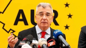 AUR depune moțiune de cenzură împotriva Guvernului. Când va fi făcută inițiativa parlamentară