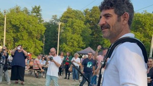 Actorul Cuzin Toma reținut pentru că a provocat un accident în timp ce conducea cu permisul suspendat. Ar fi consumat și droguri