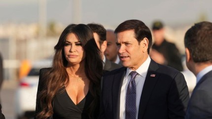 Demiterea lui Kimberly Guilfoyle luată în calcul de Trump și Rubio. Președintele și secretarul de stat al SUA sunt de-a dreptul înfuriați de comportamentul ambasadoarei