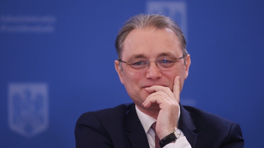 Luca Niculescu e optimist după primele discuții cu partidele Deschidere pentru a găsi o formulă de guvernare responsabilă