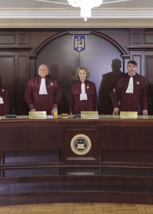 Record de dosare la Curtea Constituțională. Într-un singur an judecătorii au avut pe masă aproape 6.000 de cauze