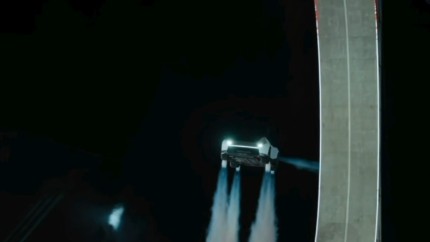 Cum arată mașina zburătoare de la Tesla. Are motor de rachetă SpaceX Video