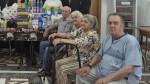 Specialiști și îngrijitori pentru vârstnici. Ministerul Muncii anunță cum pot fi depuse dosarele
